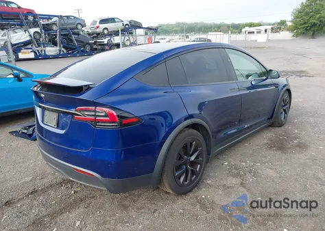 2022 Tesla Model X Dual Motor All-Wheel Drive/Plaid Tri Motor All-Wheel Drive z USA, uszkodzony, nr VIN 7SAXCDE51NF359595